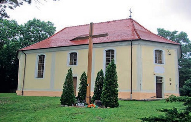 Budowę nowej świątyni zakończono w 1794 r.