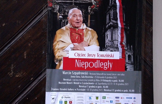 Wystawa fotografii pt. „Ojciec Jerzy Tomziński Niepodległy”