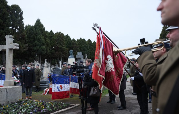 Francja/ Dziedziczak: sprowadzenie szczątków Mochnackiego do Polski to symboliczne zamknięcie rozdziału