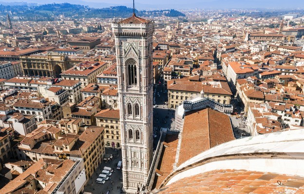 Jedna z najpiękniejszych kampanili znajduje się we Florencji