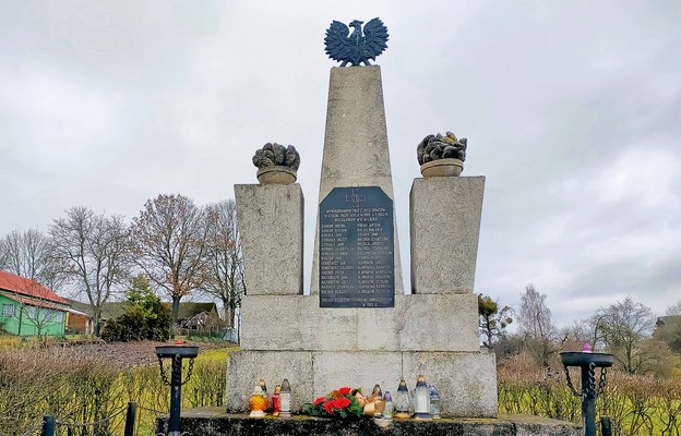 Pomnik upamiętniający ofiary z 1943 r.
