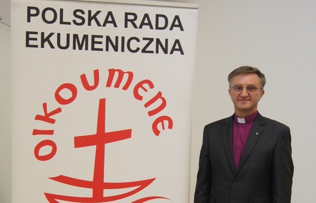 Bp Malicki: ordynacja kobiet do służby w Kościele ewangelicko-augsburskim nie jest tym samym, co święcenia
