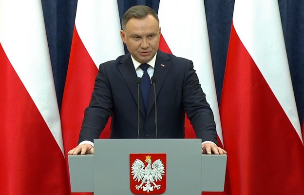 Kancelaria Prezydenta: Andrzej Duda weźmie udział w pogrzebie Franciszka Pieczki