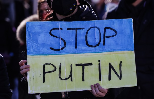 Moskwa: Ponad 4 tys. Rosjan aresztowanych, cenzura mediów