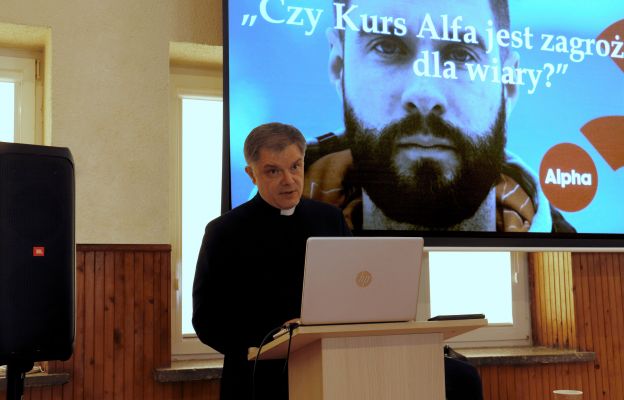 Podczas swoich katechez ks. Zbigniew Chromy nie stroni od tematów budzących kontrowersje, którym przygląda się od strony teologicznej.