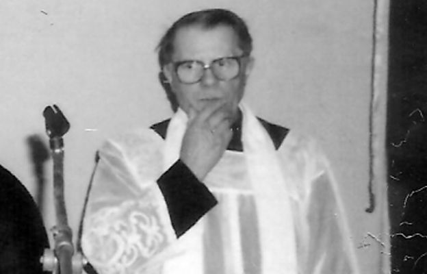 ks. kan. Anatol Sahajdak, kiedy był proboszczem w Wilczkowie w latach 1993-94