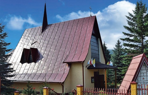 Kościół parafialny w Foluszu