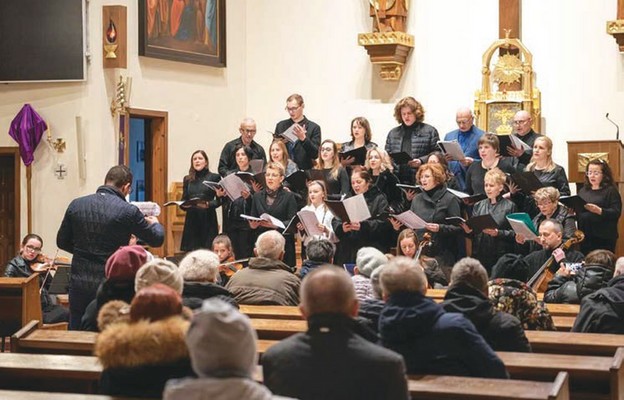 Koncert był okazją do zaprezentowania się społeczności parafialnej