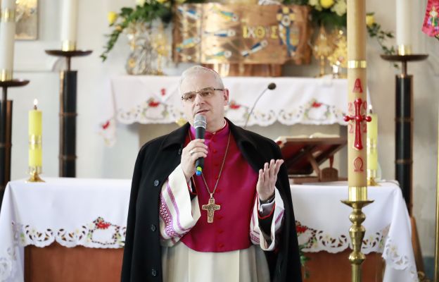 Bp Marek Mendyk zachęcał do modlitwy koronką do Bożego Miłosierdzia