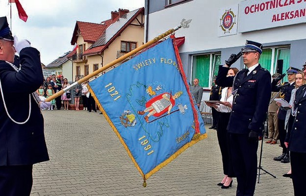 Nadanie najwyższego odznaczenia Złotym Znakiem Związku Ochotniczych Straży Pożarnych Rzeczpospolitej Polskiej