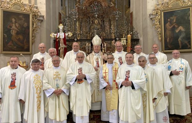 Szafirowi jubilaci u stóp Wambierzyckiej Pani