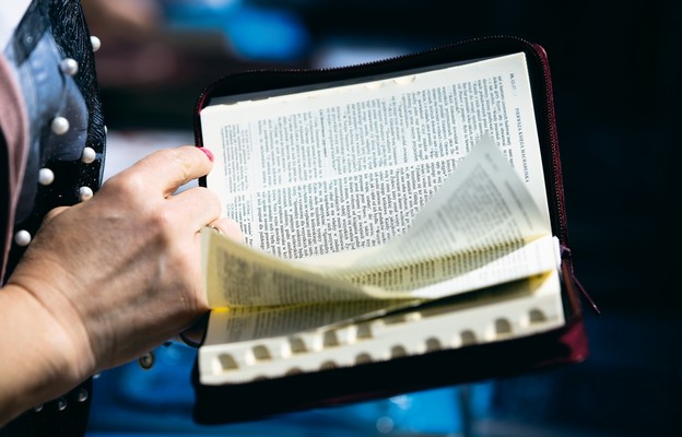 Brazylia: Sąd zakazał cytowania Biblii w urzędzie miejskim