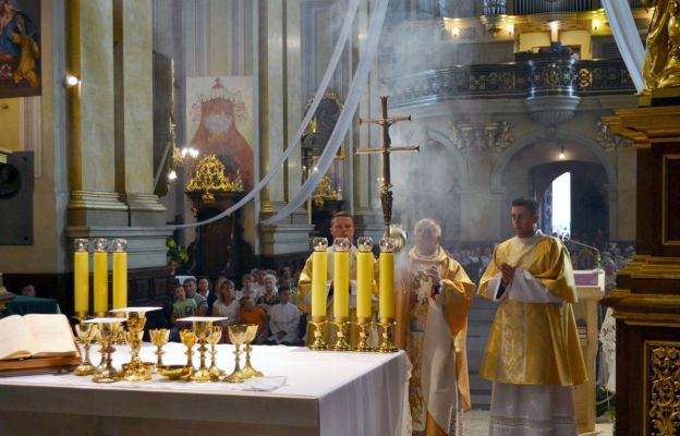 Zakończenie pracy synodalnych w archidiecezji przemyskiej celebrowano w archikatedrze.