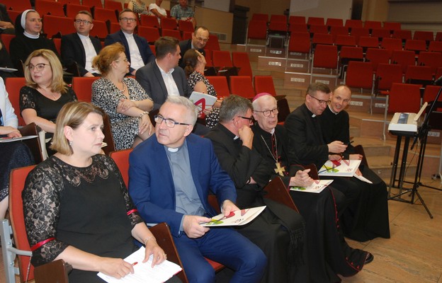 Abp Józef Michalik wygłosił słowo wstępu do konferencji