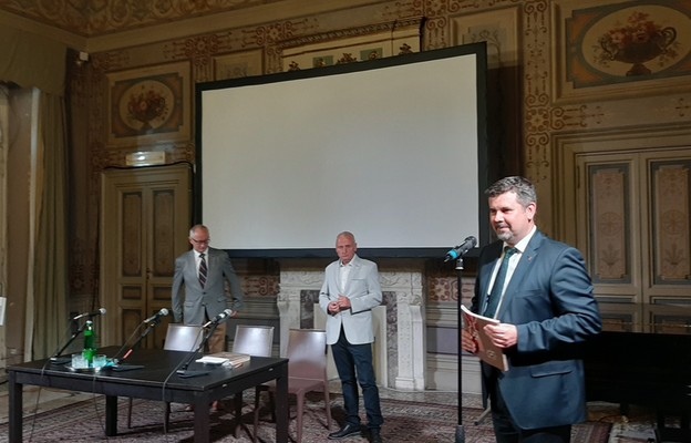 Prezentacja książki. Lukasz Paprotny, Wojciech Bilinski i prof.Piotr Pencakowski