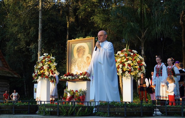 Kopia Obrazu Matki Bożej Jasnogórskiej w dalekiej Brazylii,
