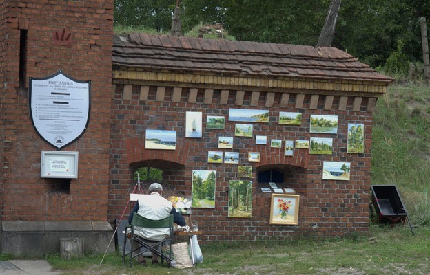 Świnoujście. Galeria, czy raczej galeryjka na ścianie Fortu Anioła