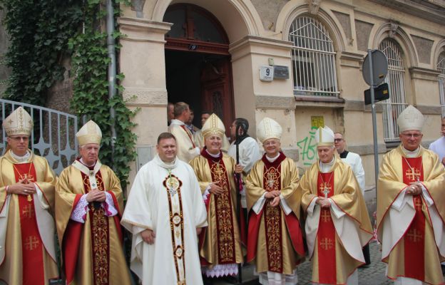 Święcenia biskupie księdza Adriana Puta