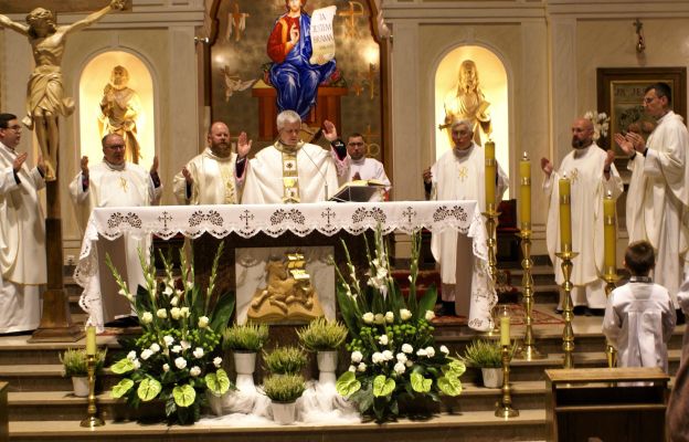 Eucharystia w parafii św. Franciszka z Asyżu we Wrocławiu