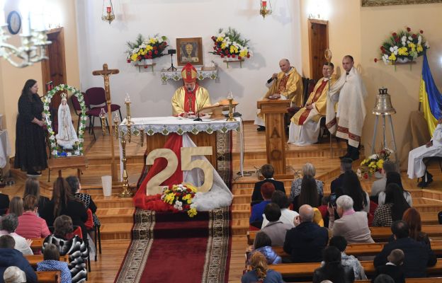 Przekazanie Dzwonu Nadziei wpisało się w świętowany jubileusz 25. rocznicy konsekracji parafii