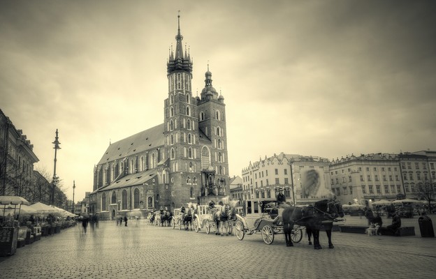 Na Liście światowego dziedzictwa UNESCO jest 17 miejsc i obiektów z Polski