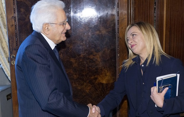Giorgia Meloni i prezydent Włoch Sergio Mattarelli