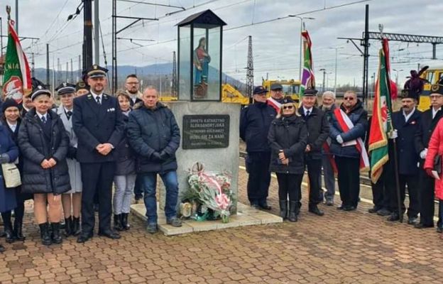 Pamiątkowe zdjęcie ludzi kolei w dniu św. Katarzyny Aleksandryjskiej