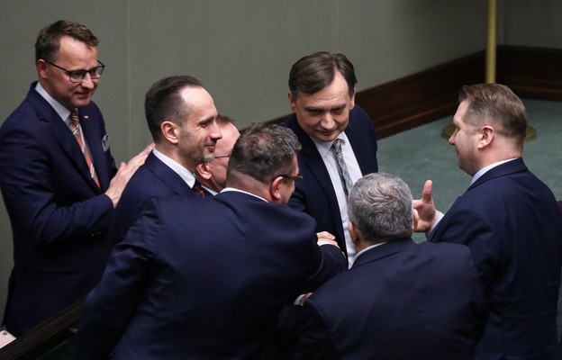 Sejm odrzucił wniosek opozycji o wyrażenie wotum nieufności wobec szefa MS Zbigniewa Ziobry