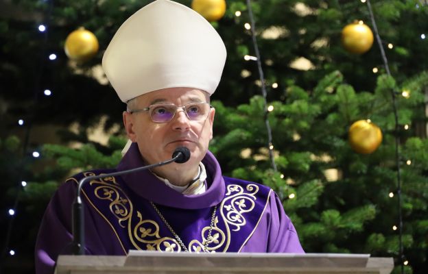 Biskup świdnicki bp Marek Mendyk