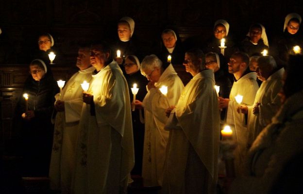 Na modlitwie zebrali się przedstawiciele wspólnot zakonnych z okolicznych klasztorów