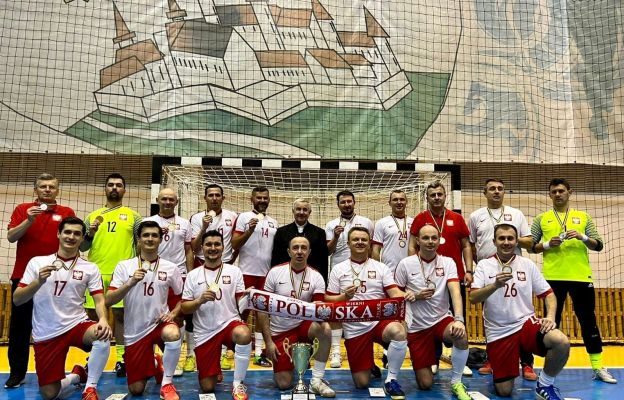 Polscy księża zostali mistrzami Europy w piłce nożnej halowej!