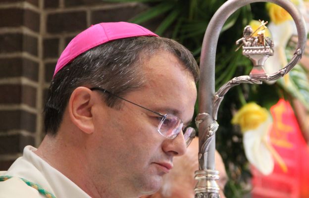 Stanowisko Biskupa Diecezjalnego w sprawie ataków na św. Jana Pawła II