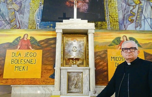 Relikwie św. Józefa będą umieszczone w specjalnym relikwiarium nad tabernakulum, otwieranym przy dźwięku intrady – mówi ks. dr Zbigniew Godlewski, kustosz sanktuarium św. Józefa