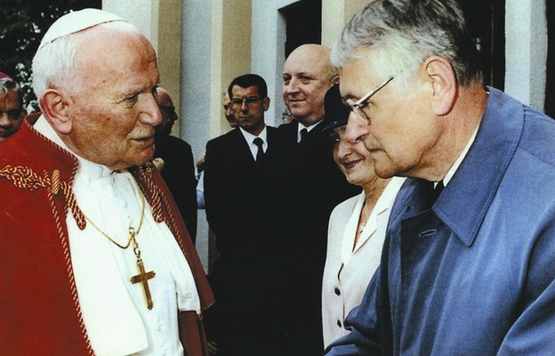 Spotkanie marszałka Józefa Zycha z Janem Pawłem II w Skoczowie w 1995 r.