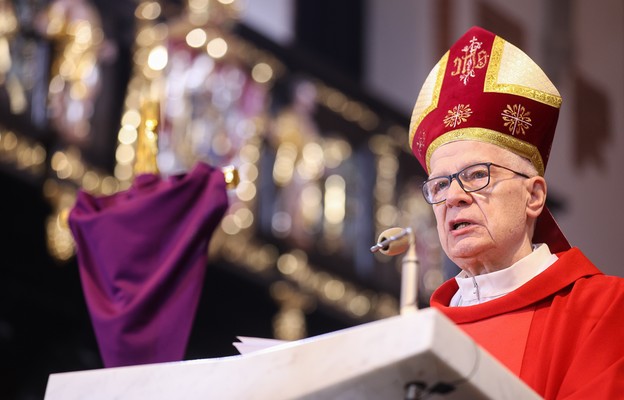 Abp Michalik: Odkrywajmy „znaki sprzeciwu”