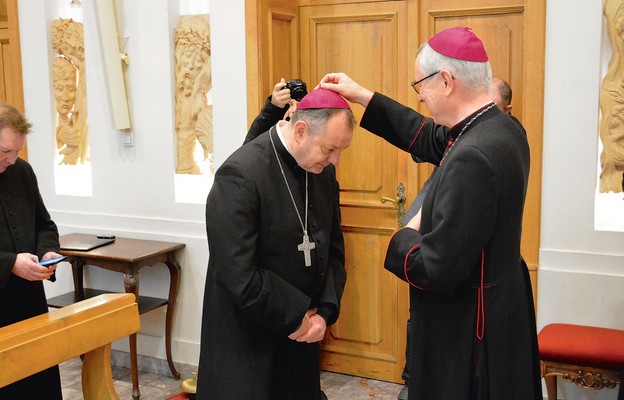 Biskup legnicki prosi o modlitwę w intencji biskupa nominata