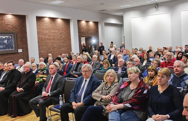 Spotkanie odbyło się w sali konferencyjnej im. Jana Zalewskiego w Starostwie 
powiatowym w Siemiatyczach
