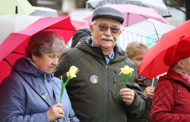 Przedstawiciele świdnickich klubów seniora