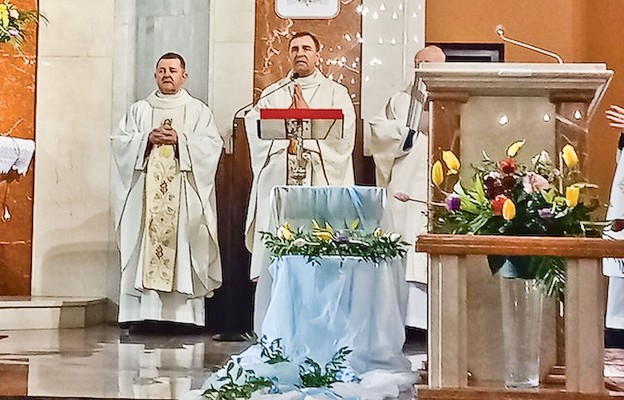 Mszy św. przewodniczył bp Piotr Sawczuk