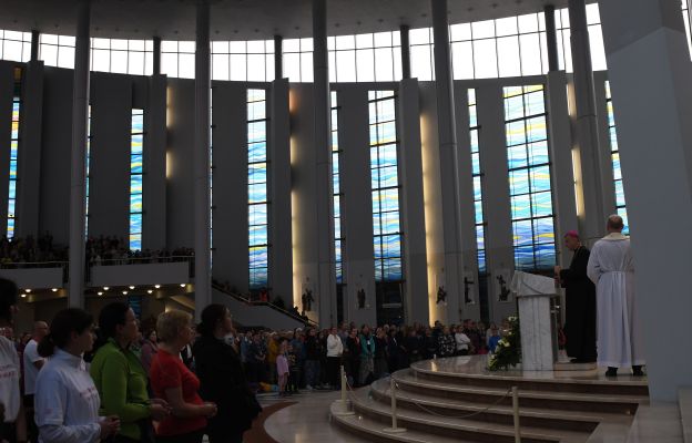 Ponad 1300 pątników z diecezji bielsko - żywieckiej modliło się w łagiewnickim sanktuarium