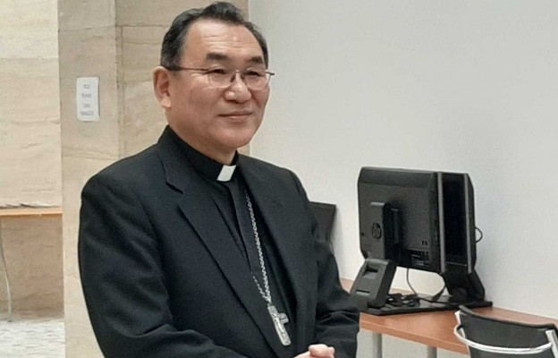 Przewodniczący Caritas, abp Tarcisio Isao Kikuchi, arcybiskup Tokio.