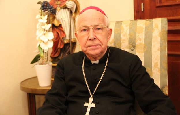 65 lat temu biskup Paweł Socha przyjął święcenia kapłańskie