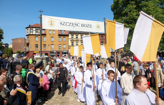 Pielgrzymka mężczyzn do Piekar Śląskich zgromadziła 80 tys. pątników