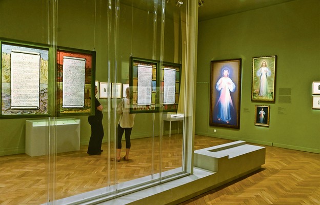 Na wystawie możemy zobaczyć m.in. cyfrową kopię obrazu Jezusa Miłosiernego Jezu, ufam Tobie, namalowanego w 1934 r. w Wilnie