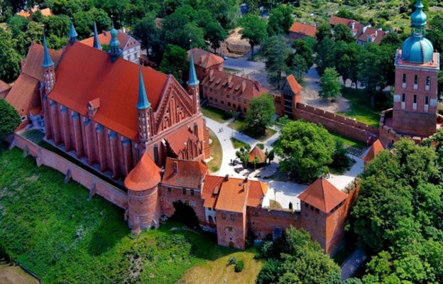 Ponad 18 mln zł wyniosło unijne dofinansowanie renowacji zespołu katedralnego we Fromborku