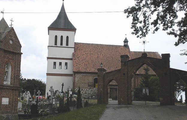Straszewo, kościół św. Katarzyny