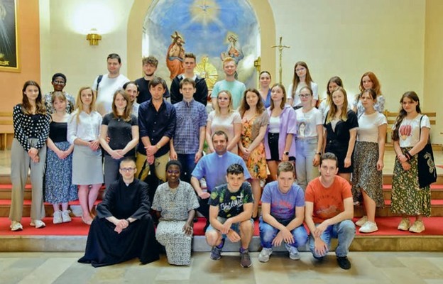 Posłanie młodzieży na ŚDM w kościele Trójcy Przenajświętszej w Lublinie