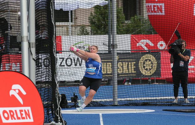 Anita Włodarczyk w konkursie rzutu młotem kobiet podczas lekkoatletycznych mistrzostw Polski w Gorzowie Wielkopolskim