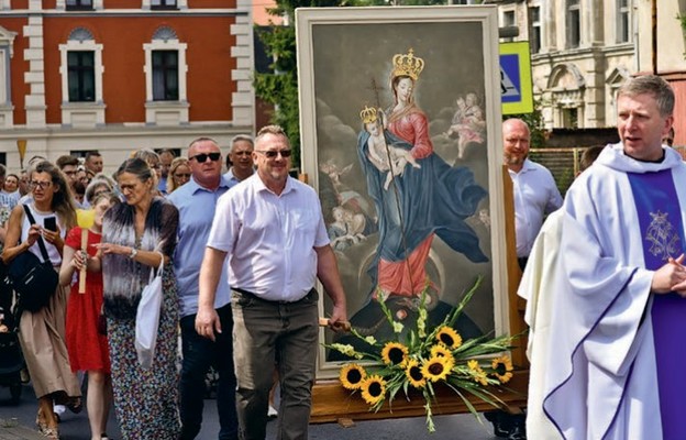 Matka Boża Podgórska czuwa nad rodzinami