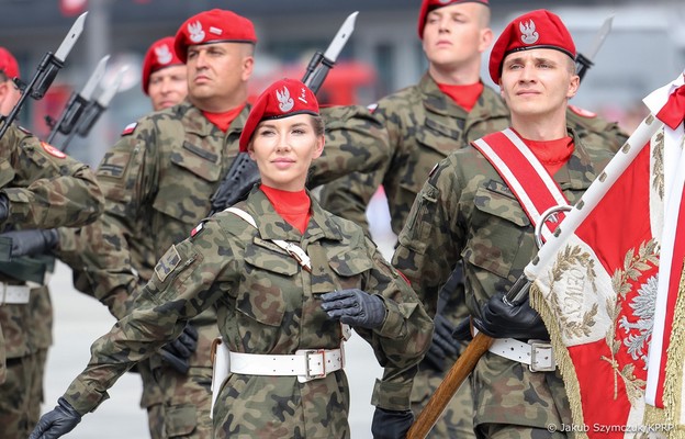 Czego potrzeba polskiej armii